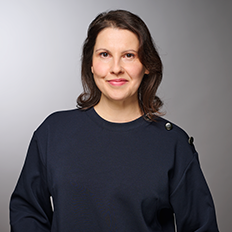 Dr. Bettina Lucke